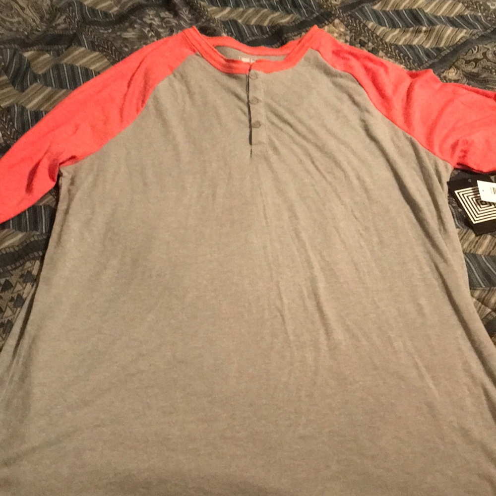 Mark Tee